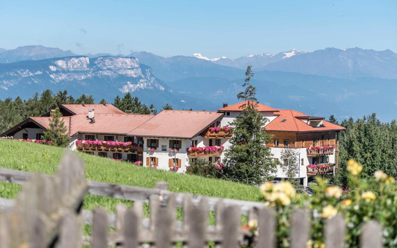 Hotel Peter Petersberg Exteriör bild